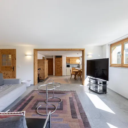 In A Sunny Location In Lägenhet