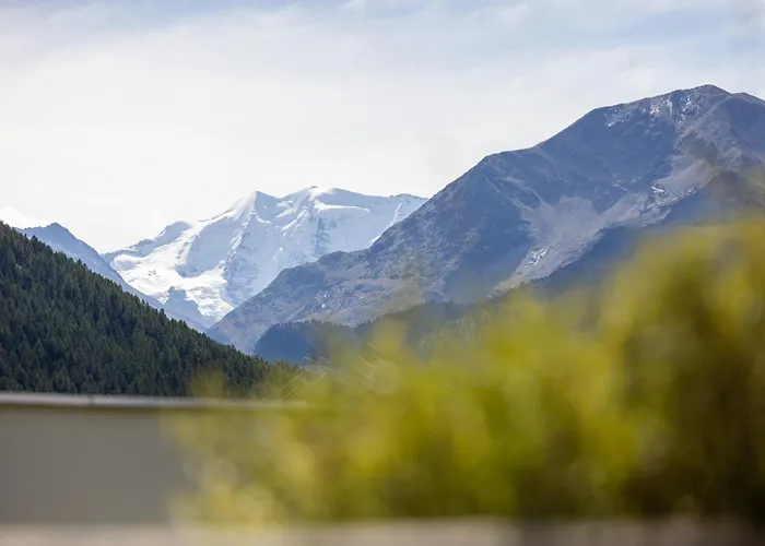 In A Sunny Location In 아파트 *