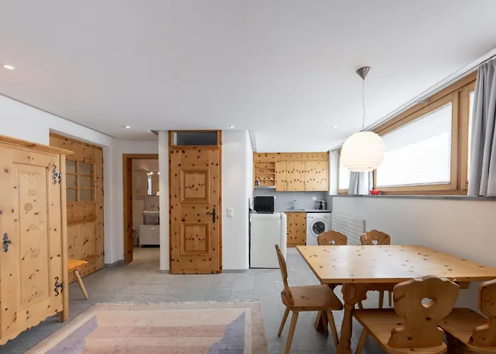 In A Sunny Location In 아파트 *